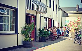 Neptune's Hostel
